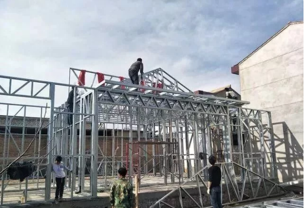 一文看懂裝配式建筑的發(fā)展前景，農(nóng)村蓋房選這種，保質(zhì)又保量!